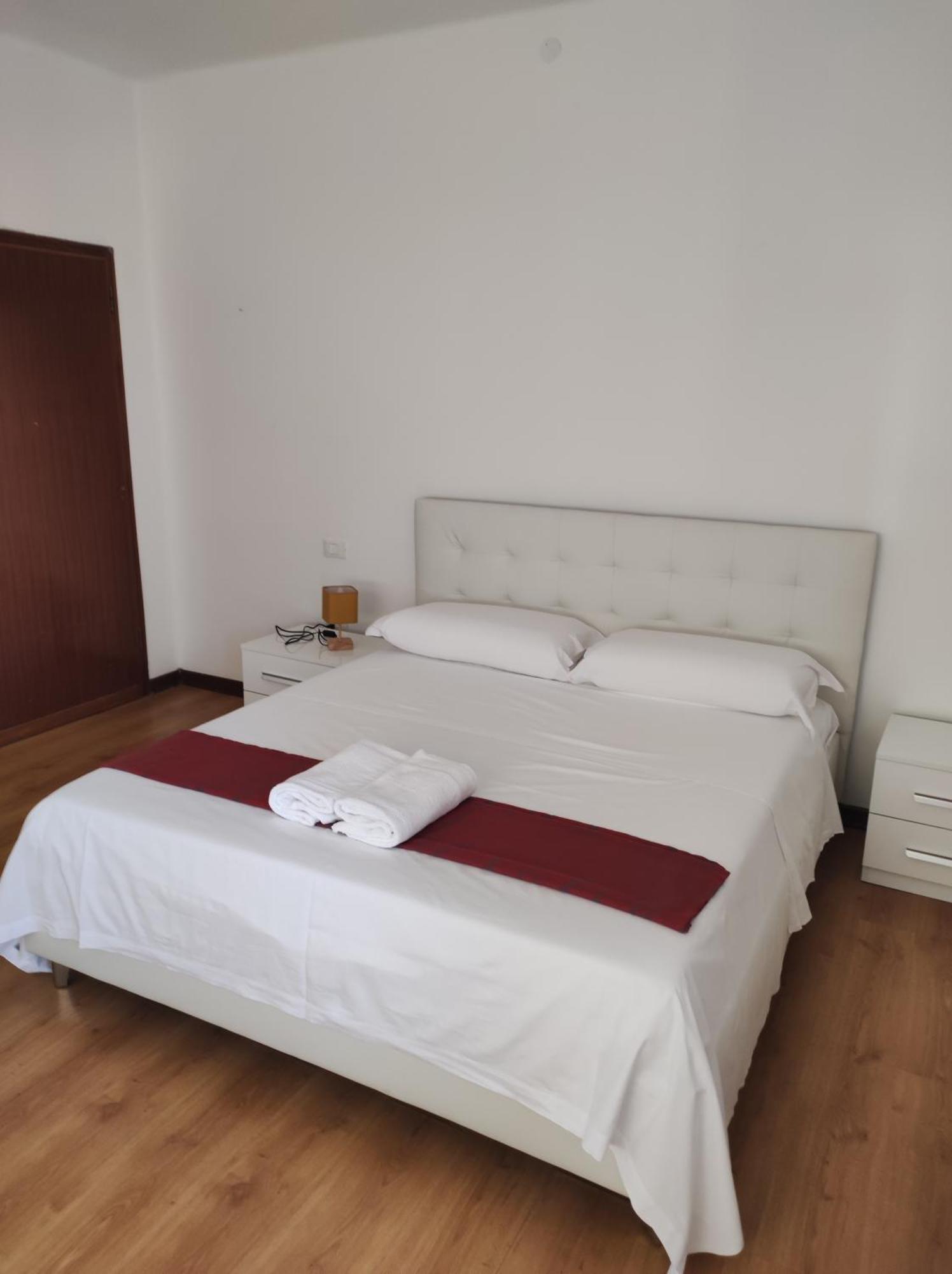 Abc Guest House Местре Екстериор снимка