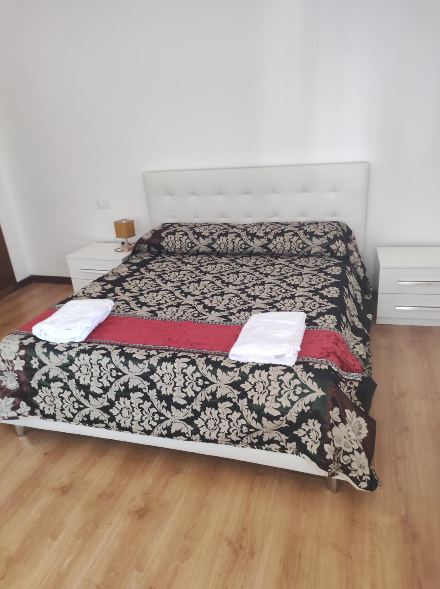 Abc Guest House Местре Екстериор снимка