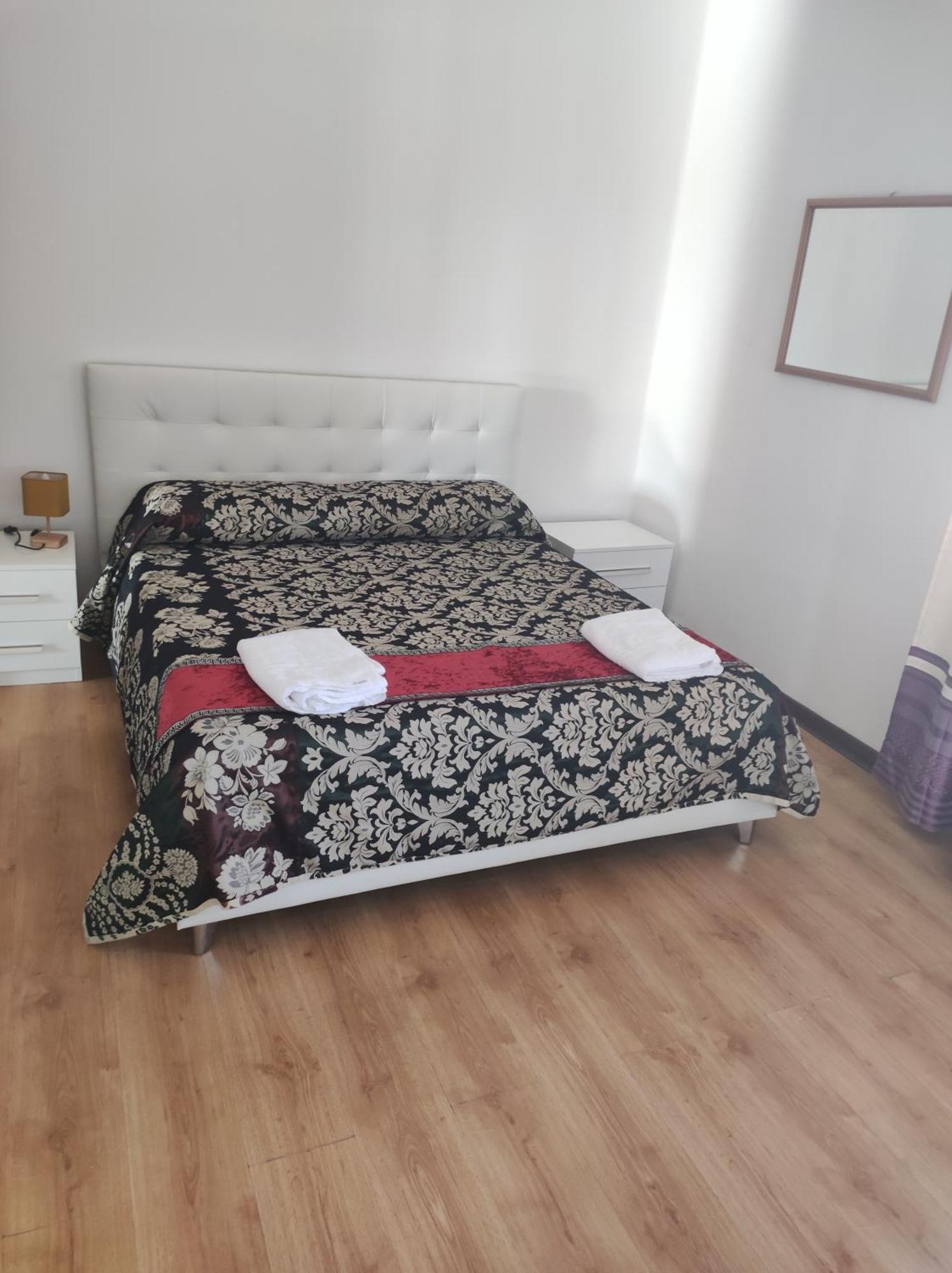 Abc Guest House Местре Екстериор снимка