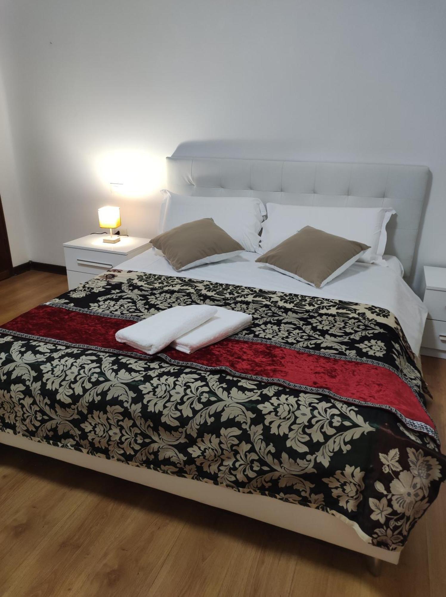 Abc Guest House Местре Екстериор снимка